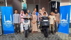 Dua Keluarga Yatim di Banda Aceh Terima Bantuan Motor Baru, Sekolah Bisa Tepat Waktu